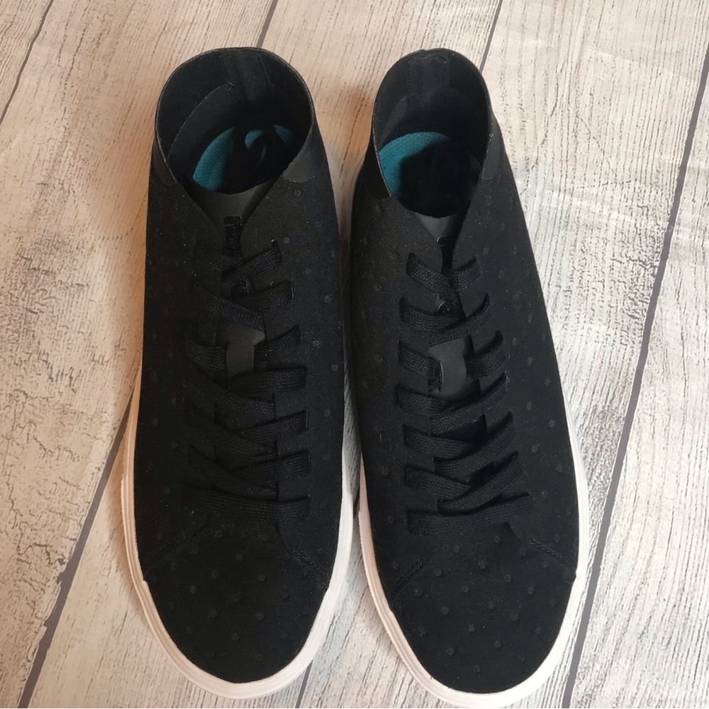 Native Monaco Sneaker Shoe Unisex Black Mens Size 6.5 / Woman’s Size 8 View 6